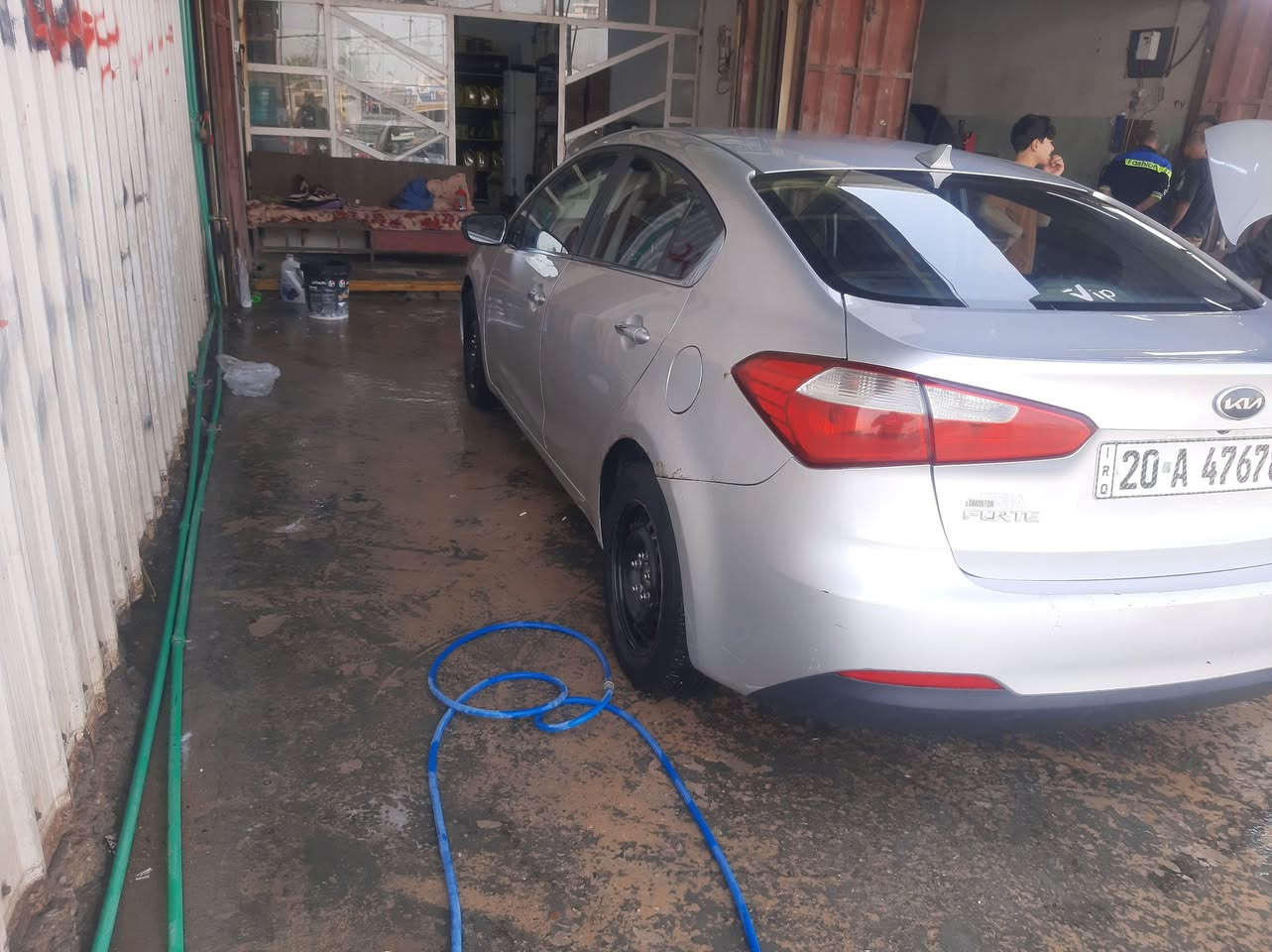 السلام عليكم فورتي موديل ٢٠١٥ وارد امريكي كير عادي  السعر ٩٧ وبيها مجال السونار مرفق العنوان ديالى الخالص ***********
