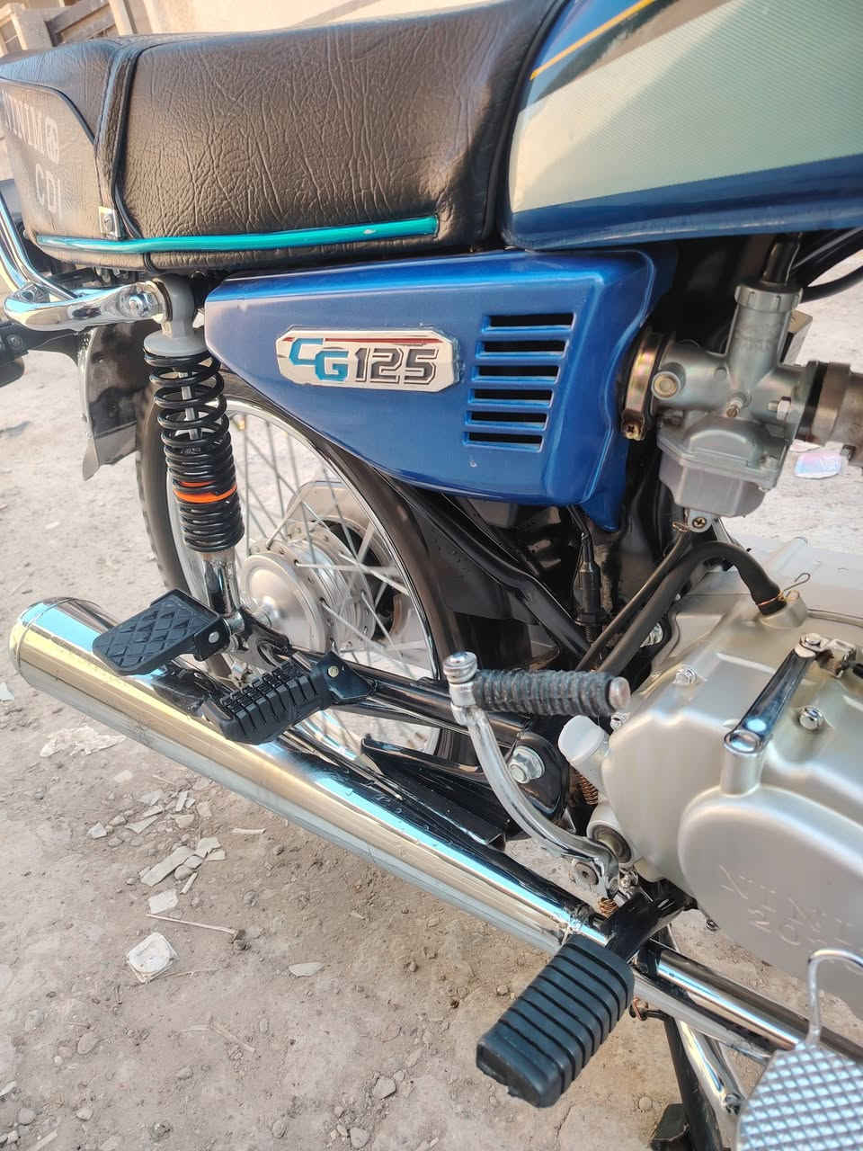 سلام عليكم ورحمة من رخصت الادمن دراجه البيع موديل 2026كفاله من تاير لي تاير مكاني بغداد قريب عله شعب


**إذا كنت صاحب هذا الإعلان وتريد حذفه لأي سبب، رجاءا أرسل رسالة إلى الدعم الفني**