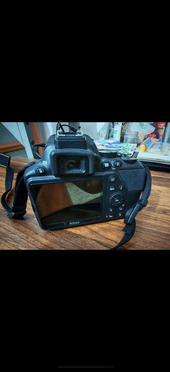 للبيع كامره Nikon D3500 بحالة ممتازة جداً واستعمال خفيف، تصوير احترافي وجودة عالية.
تجي كاملة ويا جميع ملحقاتها الأصلية:
✔️ عدسة
✔️ قبغ عدسة
✔️ حزام كتف
✔️ شاحن + بطارية
✔️ جنطة نيكون أصلية
💰 سعر مناسب وبيها مجال للشراي

للاستفسار المراسله على الخاص 📩


**إذا كنت صاحب هذا الإعلان وتريد حذفه لأي سبب، رجاءا أرسل رسالة إلى الدعم الفني**