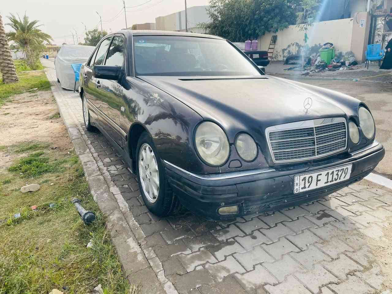 السلام عليكم ورحمة الله وبركاته مارسيدس ام عيون للبيع مديل ٩٦ محرك 3000ياباني جديد تخم تاير جديد ترايك وين ميعجبك السعر 46 مكان نجف مستعجل على بيعته تبريد ميشتغل اتصل وتساب 
***********
