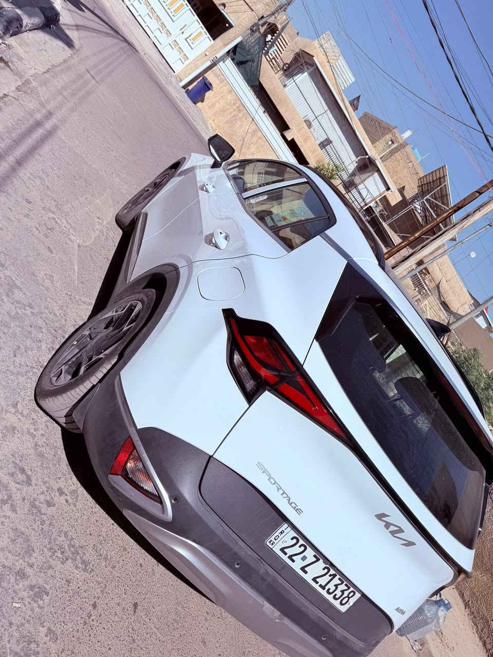للبيع | كيا سبورتج 2025 خليجي – فول مواصفات

🚗 كيا سبورتج موديل 2025 (خليجي)
✔️ كفالة عامة
✔️ ماشية 15 ألف كم فقط
✔️ رقم اربيل 
✔️ الموقع: بغداد / السيدية 
✔️ بعدها بنايلون الشركة

المواصفات:

* سقف بانوراما
* نظام النقطة العمياء
* مقاعد أمامية كهربائية
* جنطة كهربائية
* إضاءة داخلية (Ambient Light)
* شحن لاسلكي
* تدفئة للمقاعد الأمامية والمقود
* حساسات أمامية وخلفية
* كاميرا خلفية
* أنظمة قيادة متعددة
* نظام Auto Hold
* بالإضافة إلى مواصفات أخرى عديدة.

💰 السعر: 232 ورقة 

📍 الموقع: بغداد / السيدية 

📞 للاستفسار:
***********

ا
