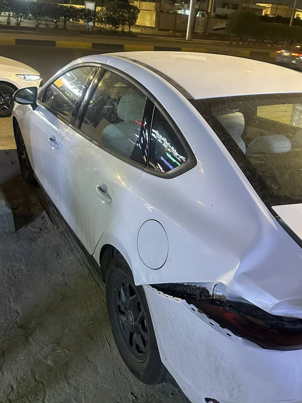 سياره بي واي دي جن بلاس مديل 2025 السياره سابقاً زيرو بعدهه بوضع الشركه كفاله عامه من الشخط وحالياً بيهه فقط هذا الحادث صار بيهه جاملغ وصندوك ودعاميه وشاصي شوي تضرر ايرباكات سليمه الي تعجبه يتصل ويجي يشوفهه اهلاً وسهلاً 
***********
