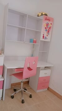 مكتبه • للبيع • فاضيه