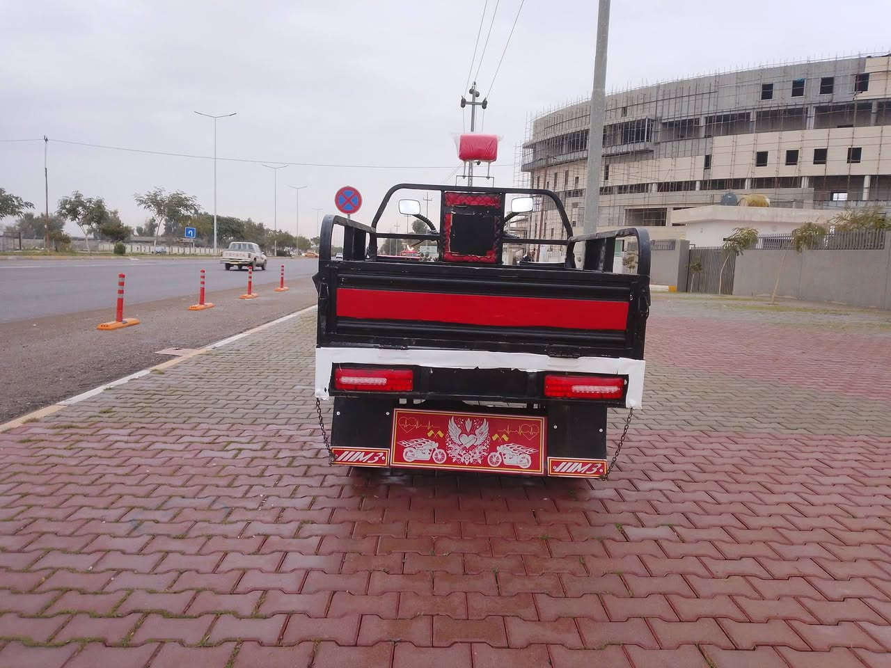 السلام عليكم ستوته للبيع اي  عيب ما بيه كهربائيات شغاله  ركبه شرط محرك شرط مو2019 السعر مليون و  وبي50 مجال بسيط عنواني كركوك  اخوان عالخاص ما اجاوب .وهذا رقمي***********
