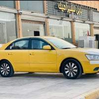 متوفر خط طلاب  جامعه الى بغداد   مع العلم سياره زغيره  جامعه الامامون ...