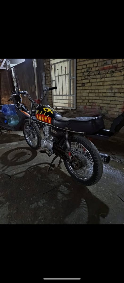 ايراني تايكر ٢٠٢١كامله مكمله بيه دبلات جدد وياله جدد مكينه نشطه كابريتر جديد مانقصه شي شغل وطلع ب٣٥٠وبيه مجال لشراي مكاني غزاليه بغداد, العراق


**إذا كنت صاحب هذا الإعلان وتريد حذفه لأي سبب، رجاءا أرسل رسالة إلى الدعم الفني**