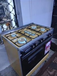 طباخ عتشار مصري  للبيع شرط شغل نضافةة السعر ١١٠الرقم الهاتف 0770618943...