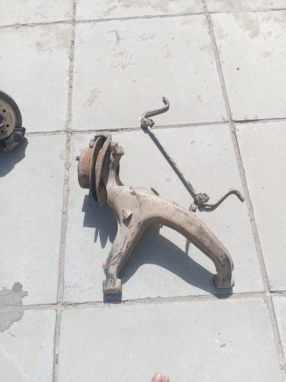 سلام عليكم 
كير ومحرك 20
غراض اوبل تفصيخ
الرقم ***********
مكاني بغداد
