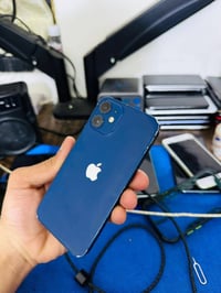 ايفون 12مني ذاكرة 64البطارية 79الجهاز ابلادي ممفتوح ابد شرق اوسط سعر 2...