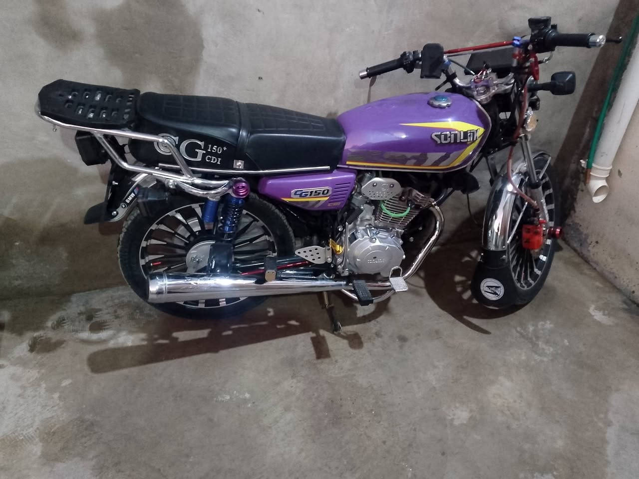 دراجه للبيع موديل 25كفاله واحد على واحدسعر900وبيها مجال***********
