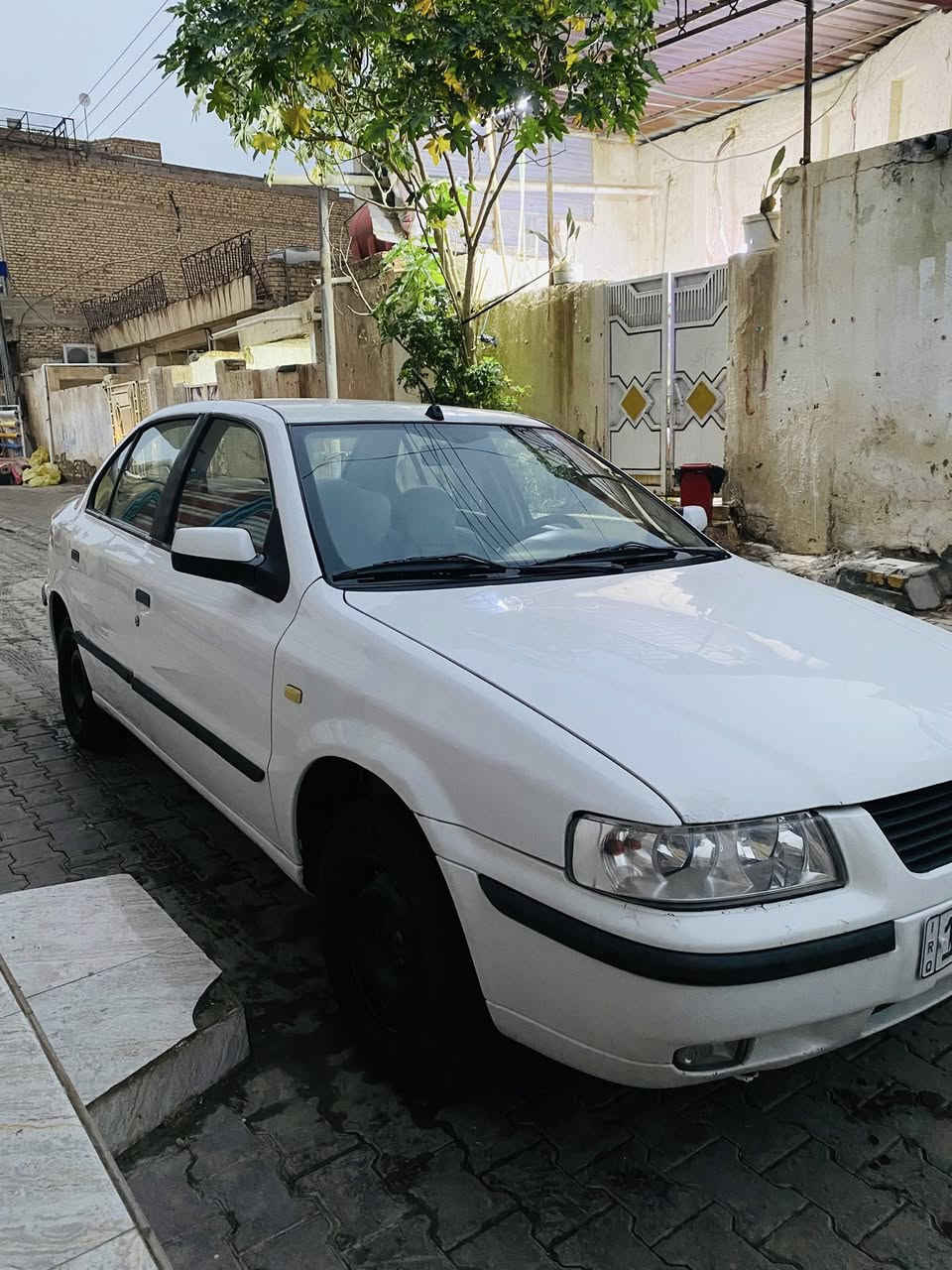 سلام عليكم سمند موديل 11 خصوصيّ ابيض رقم ميسان مميز  السياره باسمي رقم دولي وهزه وسنويه جديده والسياره كفال ومكفوله أصوليات و كير ومحرك السياره مال جناي دواخل جدد /دوشمه جديده/باتري جديد/منضومه تبريد جديده/تايرات جدد/لايت زنون/بلكات جدد/فيتبم وفلتر و ولف حماوه جديد/كهربائيات شغاله وجدد/ سعره 53💲بيه مجال قليل حك الجيه
 (بيه كم ملاحضه بصيطه تجي تشوفه وتدلل )
مكان السياره ميسان قضاء الكحلاء ***********
