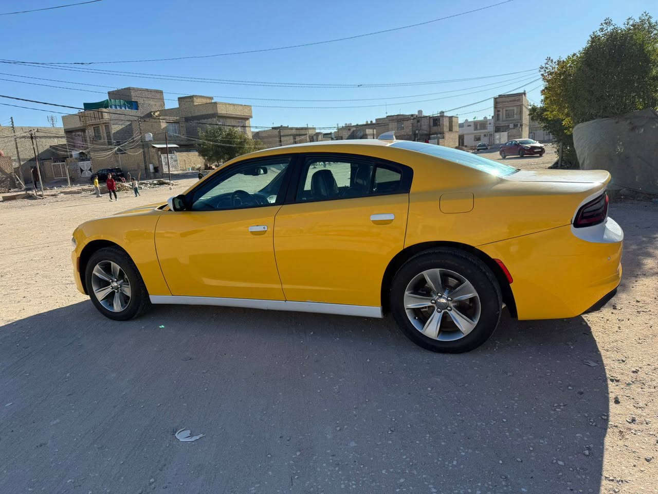 للبيع 👇🏻🔥
السلام عليكم جارجر موديل 17 معلايه21 حادثه 3قطع بدون ضربه بس سرقه نفس القطع مشدودات مكينه وكير وحداديه جاهز من كلشي السعر 165مكان السيار كربلاء المقدسة  خطها بغداد وكربلاء  ملاحضه مكلف بل نشر راعي السياره ***********
