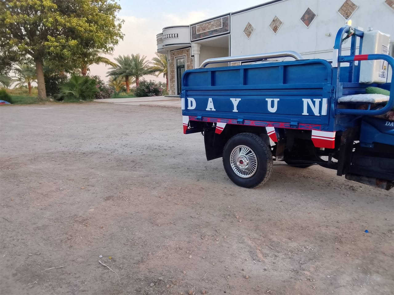 سلام عليكم ستوته دايون البيع مكفولة كفاله عامه وراق اصليه ورقت وكيل موجوده شاصي ركبه كفاله موديل 2019 تخم تاير كهربائيات كامله سعره 1550 وبيه مجال بصيط مكاني بابل شوملي رقم ***********
