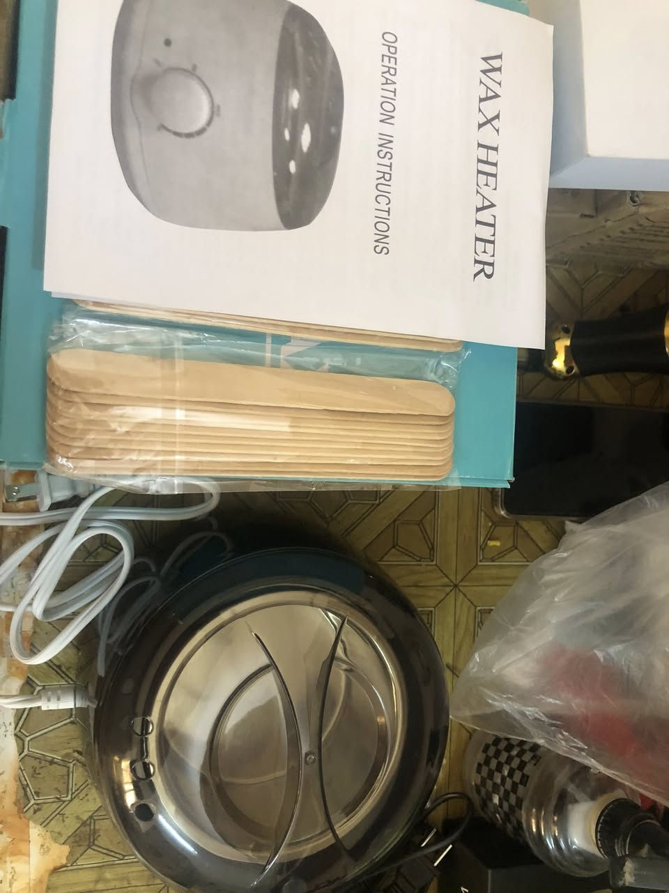 السلام عليكم غراض للبيع كلمن وسعره/***********
