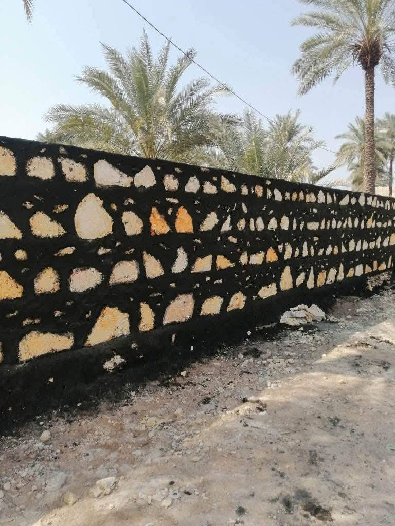السلم عليكم بناء حجر كرسته وعمل كله وراي بيوت اسيجه ممرات ***********
