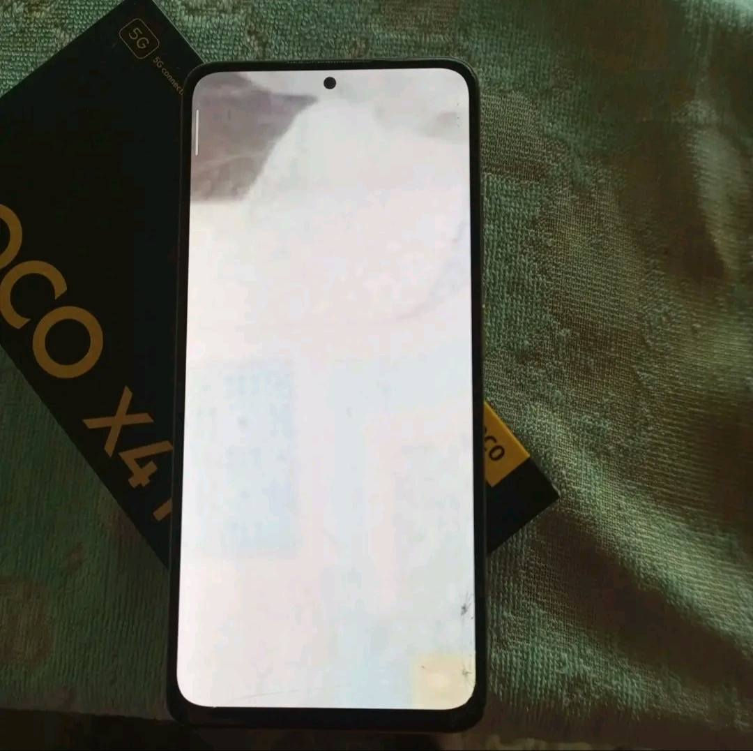 السلام عليكم🫡 

الجهاز شاومي بوكو اكس 4 برو نسخه الـ 5G✔️✅

ذاكره 256 ⬆️
العشوائيه 8+8↗️

معالج سناب دراكون 695 بتردد 2.2 جيجاهيرتز ⬆️↗️

شاشه 120Hz⬆️↗️

🔲يدعم شحن 67W🔲

🔳سماعات دبل صوت ستيريو عالمي🔳 

 ◼️وللعلم والتنويه الجهاز شاشته تشتغل مو بيضه اني مسويه هيج حته تبين الفطور الزغيره◼️ 

الجهاز مانقصه شي بس راس الشاحنه 🫠

بيه كم فطر خفيف واضح بل صور 
انطي سعرك واخذه


**إذا كنت صاحب هذا الإعلان وتريد حذفه لأي سبب، رجاءا أرسل رسالة إلى الدعم الفني**