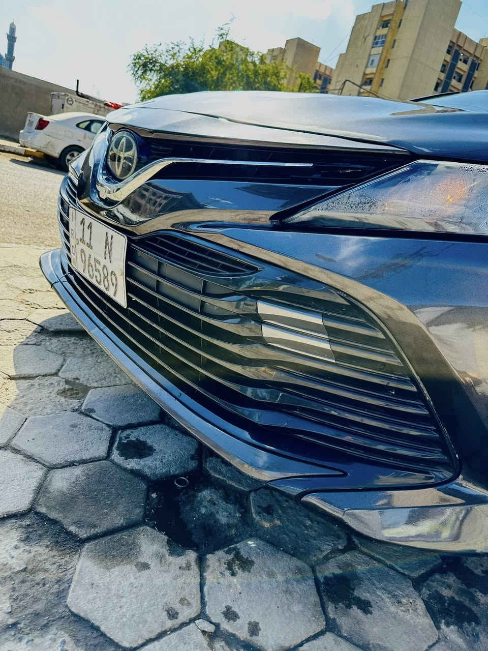 السلام عليكم 
كامري للبيع موديل 2018 فئة le  فول ماعدا السلايت 

رقم بغداد الدولي بسمي تحويل مباشر جاهزة هزة وفحص وكاملة

السيارة كير محرك صدر تدفئة تبريد ممتازة

مواصفات 
بصمة تشغيل 
بصمة ابواب ترحيب 
كامرا 
شاشة 
مثبت سرعة 
رادار امامي وخلفي 
نقطة عمياء اشارة بلمري
كشن كهرباء 

ضرر السيارة صبغ بنيد وجاملغ + محدد بجنطة 

مكان بغداد السعر 160 وبيه مجال 

***********
