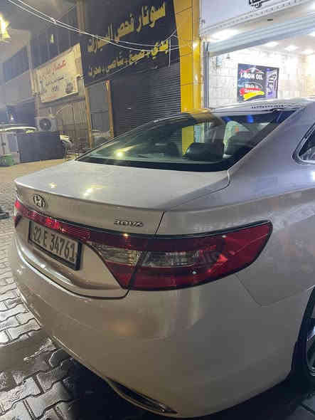 السلام عليكم
ازيرا فول واحد على واحد

موديل 2013

بصمة تشغيل

بصمه أبواب وجنطة

كشنات قرميدي جلد

بردة خلفية كهربائة

بردات جانبية

لايت زنون بلادي

ثلاجة داخل الجكمجة

مكينة 3000  

ترحيب عن بعد 

صنوف كهربائي

سقف بانوراما 

تبريد قطعتين

تخم تاير جديد 

باتري جديد 

مكينة مامفتوحة

كشنات الأمامية كهرباء ومساج

صدر امام خلفي جديد 

ويل كب 19 رياضي

زراك لايت

سبير جديد من ضمن التخم ويل كب رياضي

السيارة جاهزة من كلشي ما بيها أي نقص سنوية بأسمي

مكاني بغداد موبايل ***********
