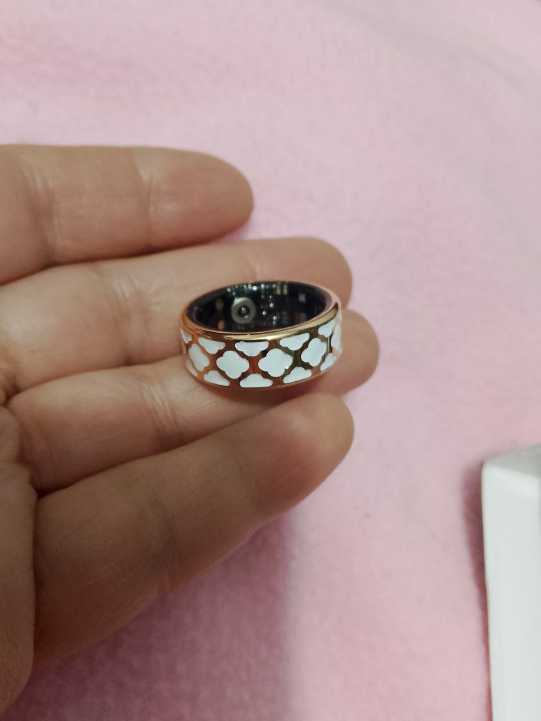 متوفر خاتم ذكي بهذا الشكل جديد امازون


**إذا كنت صاحب هذا الإعلان وتريد حذفه لأي سبب، رجاءا أرسل رسالة إلى الدعم الفني**