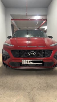 للبيع هونداي كونا ان لاين فول موصفات ١/١ موديل 2023  ماشيه ٢٢ فتحة سقف...