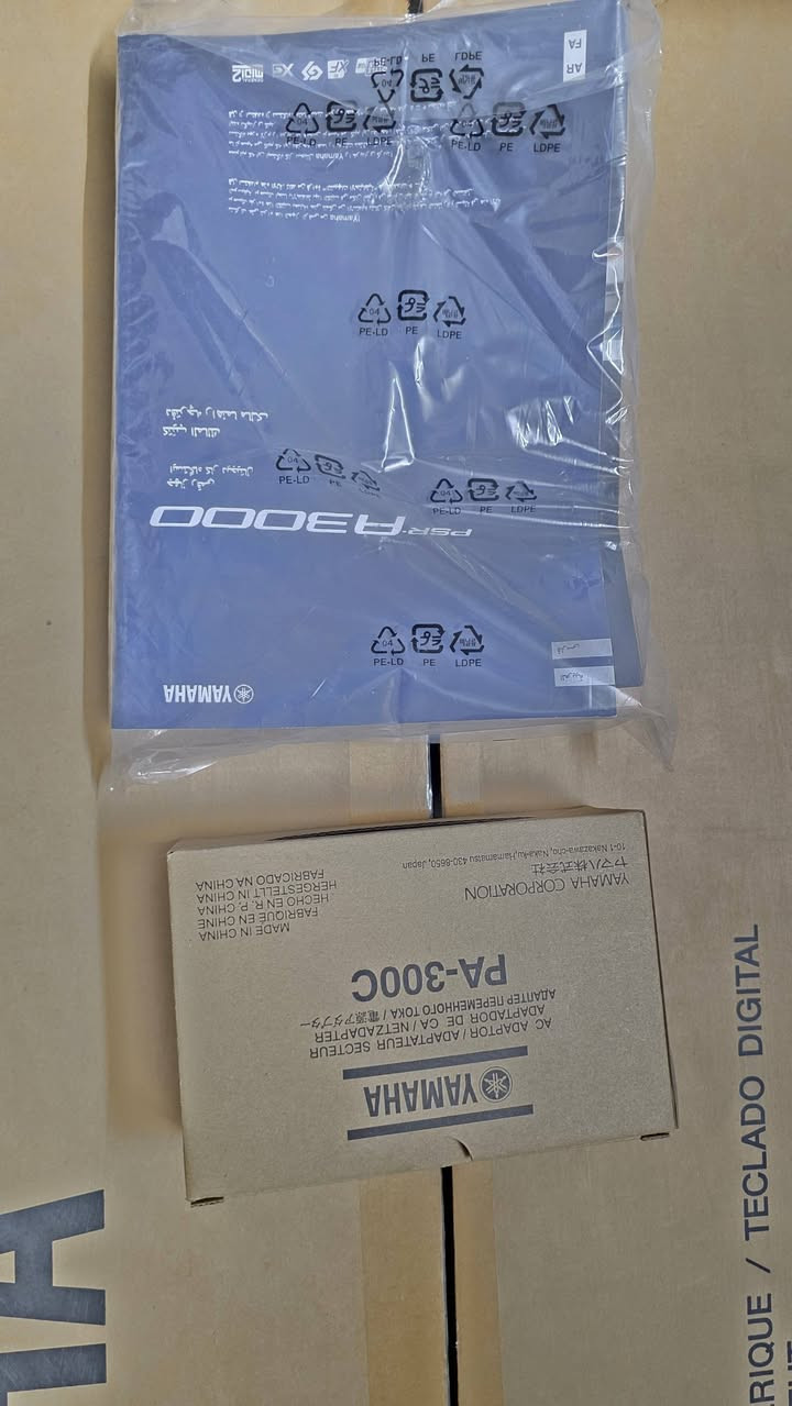 السلام عليكم 
اورك ياماها 3000 للبيع
الجهاز تكدر تعتبره جديد لان مستخدم ساعات قليلة جداً جداً
والنظافة 100% كما موضح بالصور
كامل مكمل حتى الكتالوك موجود 
وياه غراض
✅ ️ جنطة اصلية
✅️ ستاند
✅️مجموعة كيبلات عدد 5 كله جديد غير مستخدم
✅️ فيشه irig 
✅️ فيشه طلقه
✅️ مكسر صوت
الاورك بي برنامج عماد غازي 
للبيع بسعر 800 دولار قفل من الاخير 
مكاني بغداد وماعندي توصيل
اي استفسار تفضل خاص


**إذا كنت صاحب هذا الإعلان وتريد حذفه لأي سبب، رجاءا أرسل رسالة إلى الدعم الفني**