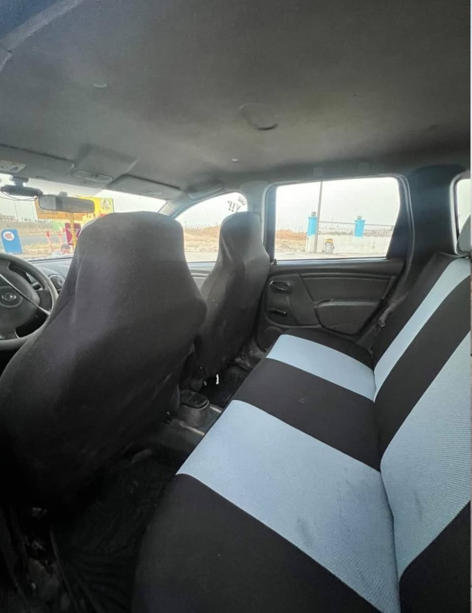 السلام عليكم
رينو داستر 
موديل 2015
رقم سليمانيه 
اربع قطعه بدون دواخل
ثلاثه بل صدر بي بونيت عنده معجون
و واحد جملخ سايق بدون معجون
السعر بلاش 🔥65🔥 ورقه 
📍العنوان اربيل


**إذا كنت صاحب هذا الإعلان وتريد حذفه لأي سبب، رجاءا أرسل رسالة إلى الدعم الفني**