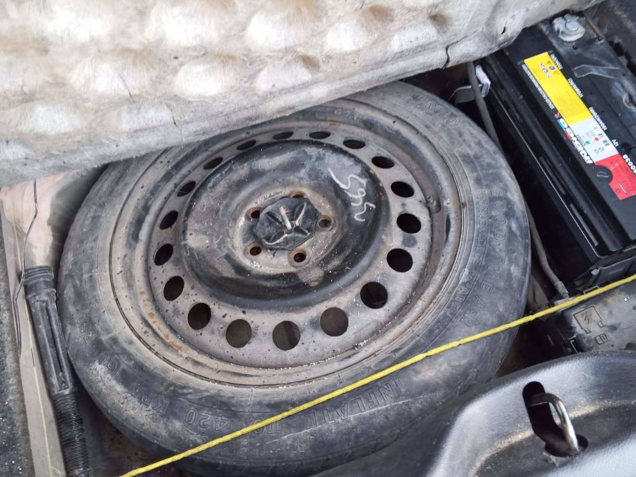 سلام عليكم اباما ادوات موديل 14 كفاله بدون كصه او ضربه سياره مكينه سنه سلندر كامل المواصفات مكينة او حداديه كفالة عامه سياره. بيهه مواصفات اهواي العنوان البصره السعر 95اوبيهه مجال ***********
