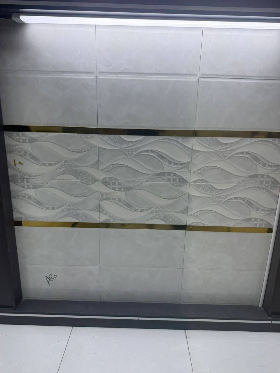 بسم الله الرحمن الرحيم 
يقدم لكم معرض ابو يزن للسيراميك والبورسلين 

اجود وارقى انواع السيراميك والبورسلين 

جدار 30x60 
وباسعار مناسبه وجوده عاليه 
تنويه أن بضاعتنا قطع ليزري وليس عادي

سيراميك 30x60 جدار 
حمامات/مطابخ/كلدور

ويوجد لدينا جميع انواع السيراميك والبورسلين من جدران وارضيات 
للحجز والاستفسار يرجى مراسله الصفحه عبر الخاص او المراسله واتساب 
***********
