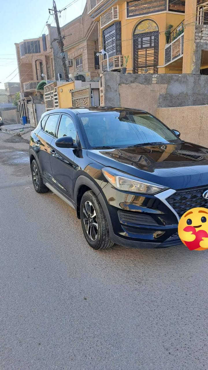 السلام عليكم توكسان موديل ٢٠٢١ وارد امريكي بيها صبغ بالبنيد والباب وصندوك السياره خير من الله دوشمه جلد دواخل نضيفه مكينه كير كله نضيف رقم بغداد ماشيه ١٤٥kmباسمي رقم انكليزي جديد السعر ١٥٠ مكاني بغداد المشتل 
***********
