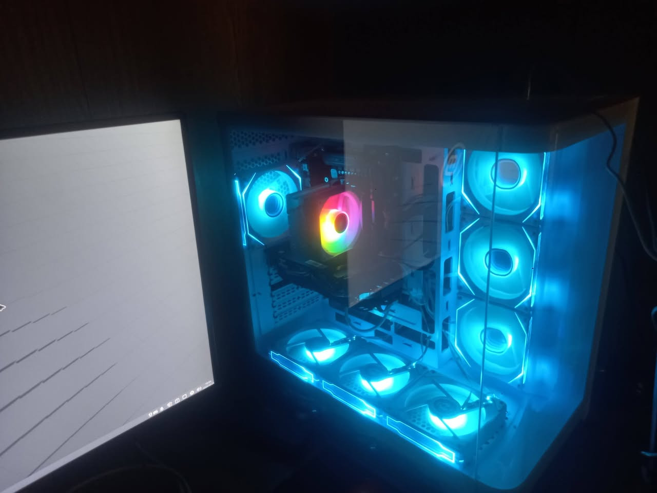 🔥 PC Gaming 🔥
• 🔹 المعالج: Intel Xeon E5-2620 v3

(12 نواة – 2.40GHz)

 • 🔹 كرت الشاشة: AMD Radeon RX 580

(8GB VRAM)

 • 🔹 الرام: 16GB

 • 🔹 اللوحة الأم: X99

 • 🔹 النظام: Windows 10 Pro 64-bit

 • 🔹 DirectX: 12

 • 🔹 الجهاز شغال 100% بدون مشاكل ✅

 • 🔸 استجابة سريعة – ممتازة للألعاب التنافسية 🎮

🎯 مناسب للألعاب، الدراسة، المونتاج والشغل الثقيل

السعر:500قفل 

مكان بغداد الدوره


**إذا كنت صاحب هذا الإعلان وتريد حذفه لأي سبب، رجاءا أرسل رسالة إلى الدعم الفني**