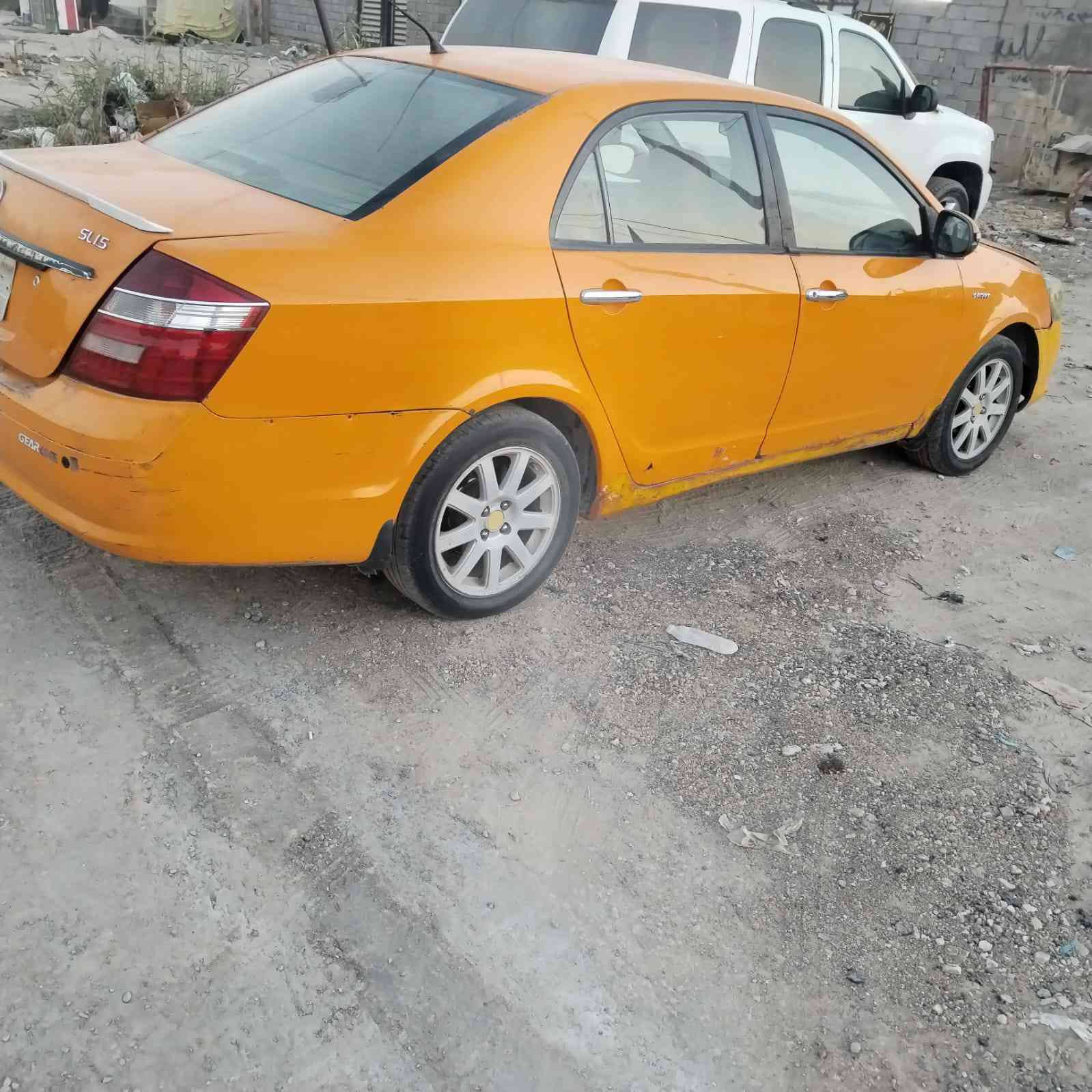 سياره للبيع جلي موبل مديل 13 مصفره هيئه وغرامات راعيهه موجود تحويل مباشر مكينه وكير كورله حاويه جدد توايرهه نضاف كشرهه شوفت عينك حداديه جديده  دواخلهه نضيفه  السعر35 وبيهه مجال
***********/***********
