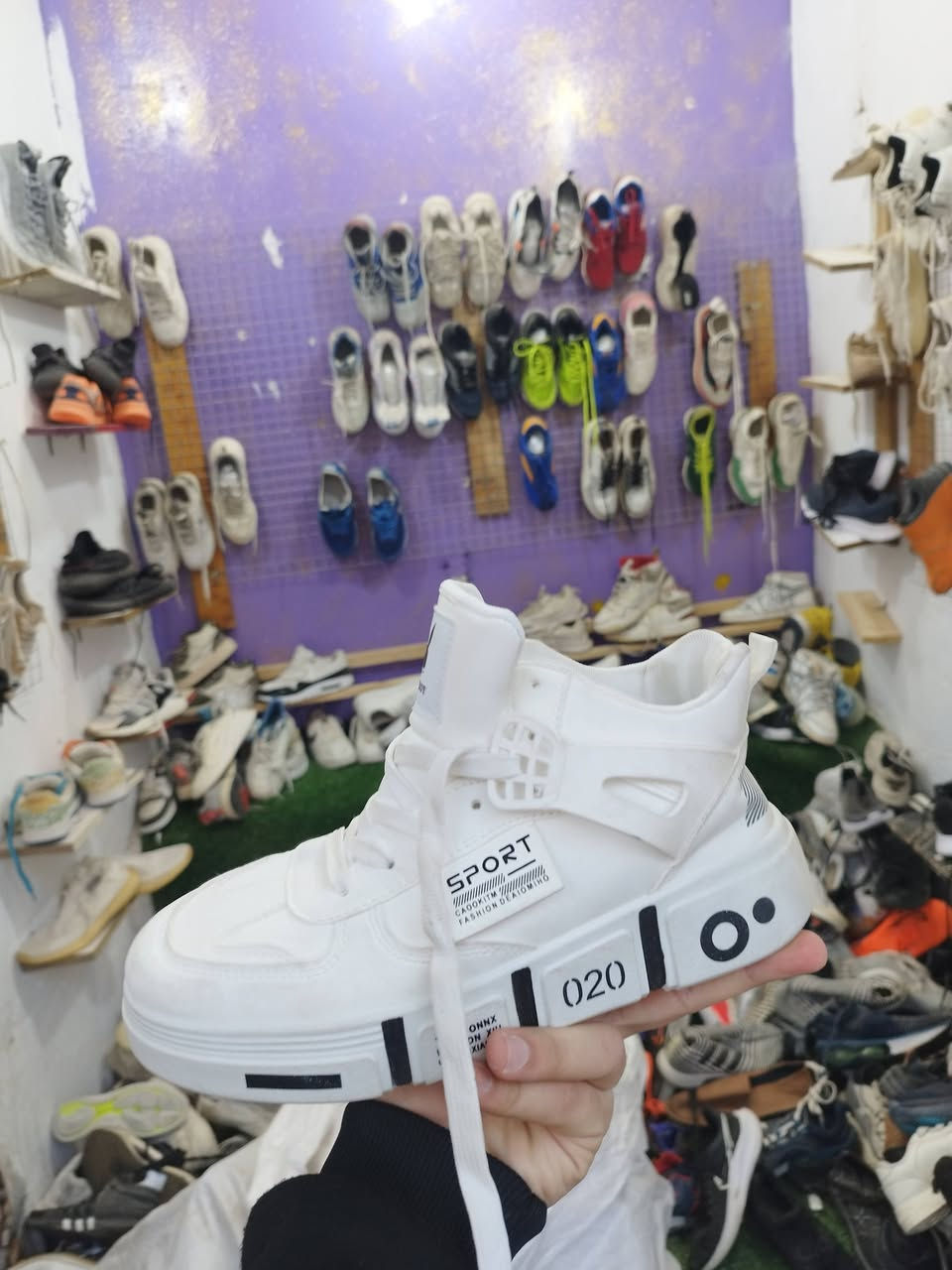 السلام عليكم
 أحذية بالة نضيفات شلعة كاملة ابيع القطعة على 3000 مابيع قطعة قطعتين شلعة كاملة من 100ـ250قطعة 
والي يريد يجي يشوف بعينه 
المكان الديوانية قضاء الشامية 
سبب البيع ؟ عدم التفرغ


**إذا كنت صاحب هذا الإعلان وتريد حذفه لأي سبب، رجاءا أرسل رسالة إلى الدعم الفني**