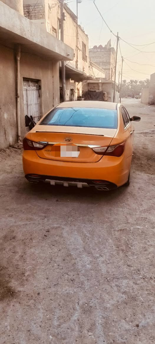 السلام عليكم سوناتا 2011 وارد كوري برتقالي محرك 2000 دوش حدادة 75/100 تبريد تدفئة سيارة مكفولة من ضربا القوية  سيارة حلوة أو خير من الله  رقمها احمر صدامي راعيهة موجود  مصفرا هيئة وغرامات مكان البصرة ابو الخصيب *********** البصرة, العراق

