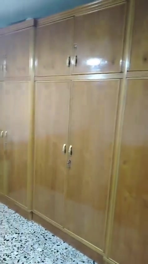 سلام عليكم من رخصت الادمن  غرفه صاج داخل اوخرج تزكام لغرفه نظاف 100/90لسعرمليون وتلث ميه بيه مجال قليل حك لجيه مكان لغرفه بغداد العبيدي حي الرئاسه علمن لغرفه راعيه امسكمه علا يده بتلث ملايين اوتلث ميه اني امكلف بلنشرهاذ رقم صاحب لغرفه *********** مع تحياتي للجميع
