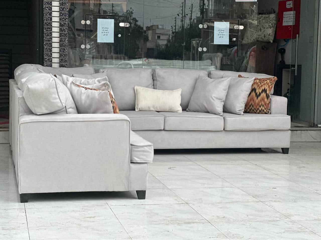 كورنر  امريكي  ماركه   اشلي Ashley   متكون من8 نفرات  نسبه     نضافه 100/100  مستخدم اخو الجديد  بمقعد وضهر طبي سوفت امريكي فول بوليستر  مقعد متحرك سحاب سهل التنضيف  هيكل بل كامل خشب زان طبيعي   بقماش شامواه وتر بروف ضد سوائل لون   قياسات الكورنر 3/10سم 3/10سم   كرسي جوكر متحرك تكدرون تغيّرون القياسات براحتكم عنوانه اربيل زانكو 99 قرب مطعم كص سنگر يوجد توصيل ل بغداد ولباقي المحافضة الأخرى *********** واتساب فقط (علي) أربيل, العراق
