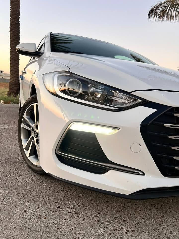 #السوپر_الجميل
تحية طيبة 🌹🌹 
للبيع هونداي النترا خليجي نوع سوبر 
موديل 2019 ماشية 47 حقيقي بوضع الشركة 
سبير منازل السيارة كفالة عامة وجديدة جداً 
المواصفات فول 1—1 الصور تحجي 
محرك 2000 دوش 
رقم بغداد باسمي شخصياً تحويل مباشر 
العنوان بغداد ابو غريب 
للاستفسار ***********

لمعرفه السعر سوي تعليق

لبيع سيارتك راسلنه والباقي علينه

ملاحظه ♦️مدير الصفحه غير مسؤول عن بيع وشراء واصوليات السياره نحن فقط صفحة لنشر السيارات
