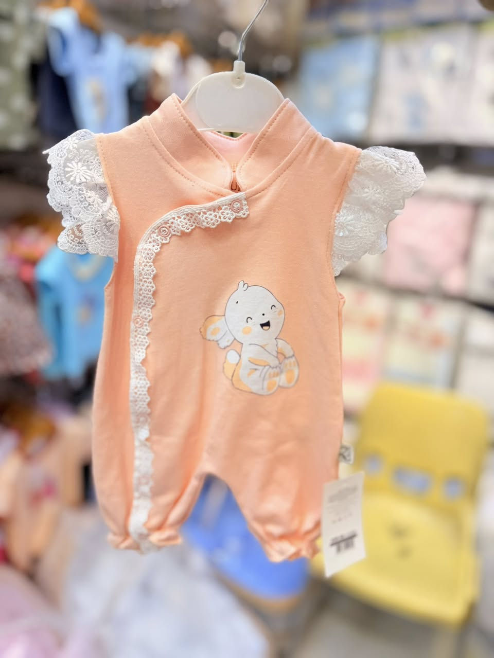 #وصلنا_حديثاً😍 
            موسم الصيفي
 على بركه الله #افتتاح موسم الصيفي
#وفرنالكم افرات بناتي قطن خاميه اجنن وراقيه
قياس من حديثى الولاده الى 6 شهور
#تشكيله_رائعه من الموديلات والالوان ❤️
العنوان ميسان شارع التربيه #فرع شاكر الهاشمي
مقابيل معرض بوتيك الاحذيه 
متوفر خدمه توصيل داخل #محافظه 
التواصل واتساب ***********
التواصل انستكرام zer1.b1
