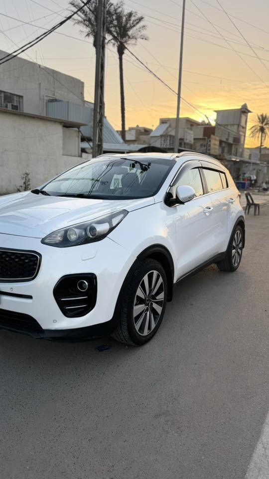 من رخصة الادمن المحترم
السلام عليكم عندي سبورتج موديل 2018 خليجي داخل عسلي واسود السياره بيه قطعتين صبغ جاملغ وباب بدون ضرر فقط صبغ كير مكينه وضع شركه مواصفات بصمه مري شفط اشاير بل مري حساسات امامي خلفي السياره نظيفه واي نقص مابيه سياره رقم بغداد بسمي تحويل مباشر 
للبيع السعر 172 وبيه مجال عنوان بغداد الاسكان شارع 23 مقابيل كلية المأمون رقم الهاتف ***********
