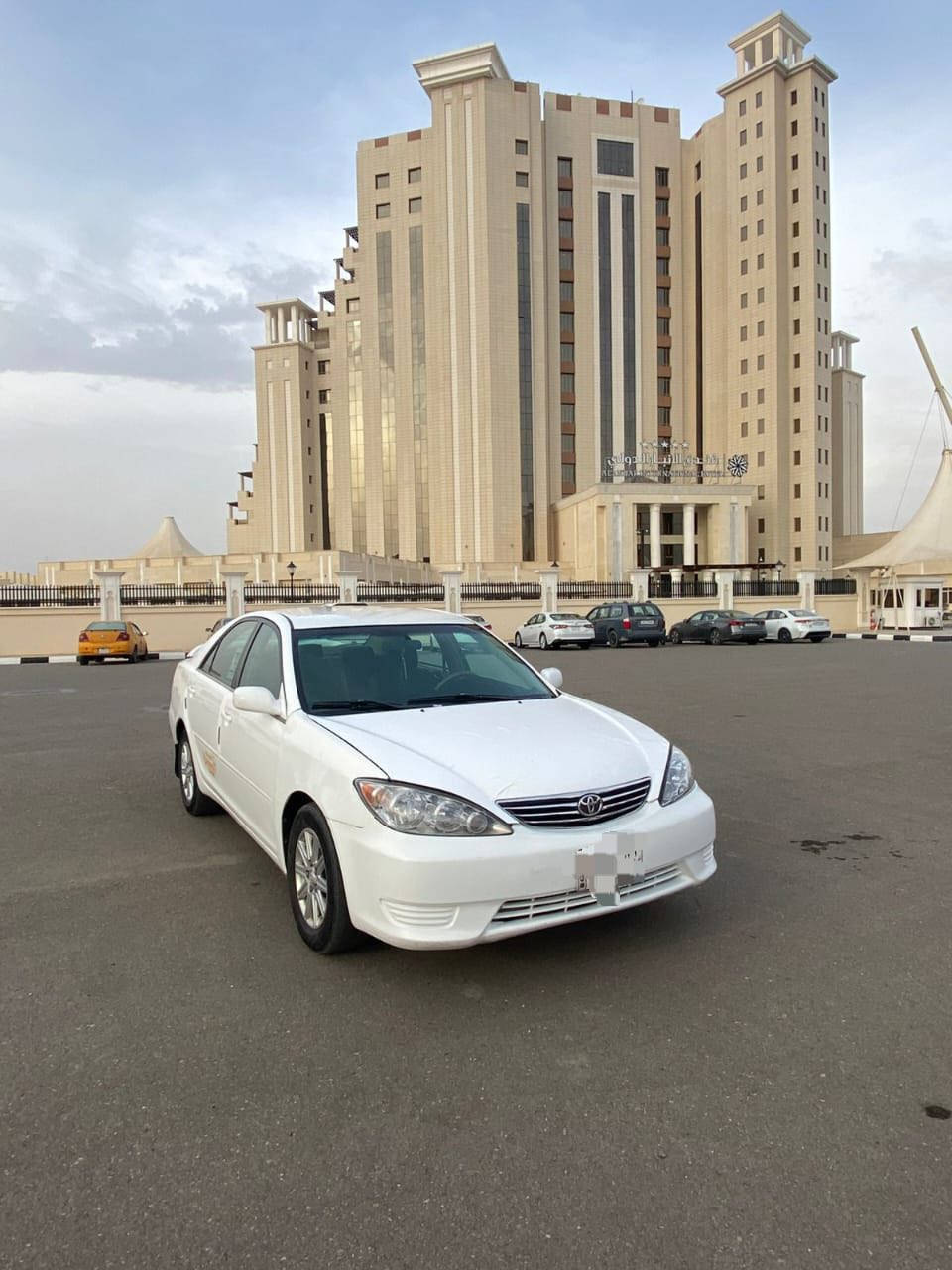 السلام عليكم.     للبيع كامري.     موديل 2006
رقم بغداد.     تحويل ثاني يوم    بشرط 

وارد امريكي. مواصفات معروفه
بيها كم قطعه صبغ ابيع حزام 

محرك 2400.    /.   كير    محرك   كفاله 
صدر.    //.  امامي     خلفي     تبريد ثلاجه 
جاهزه من كلشي 

مكاني الانبار  //.
جزيره  الرمادي 
السعر:86
رقم الهاتف.  ***********
