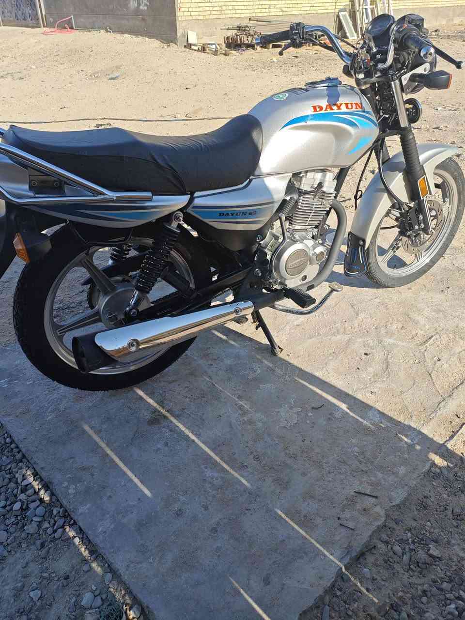 دايون عظم 2024 اوراق دراجه نظيفه ممتعوبه
نسبة نظافه 90% بيع مستعجل 
السعر 1500 مليون ونص
***********
‏‪***********‬‏
