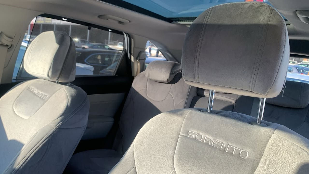 سورنتوا ٢٠٢٤  بانوراما ، گير ماوس، ٦ سلندر ، كشنات جلد 
كهرباء، داتا شو ، ويل ١٧ ، ماشية ١٧ الف ،
السيارة مغلفها كامل من الداخل 
گاعيات تخم ،  
شبر صبغ باب السكن ماشر بالصورة طخة بتيل 
السعر ٣١٥٠٠ 
للاتصال والاستفسار على الرقم ***********، 
السيارة رقمها سليمانية باسمي
