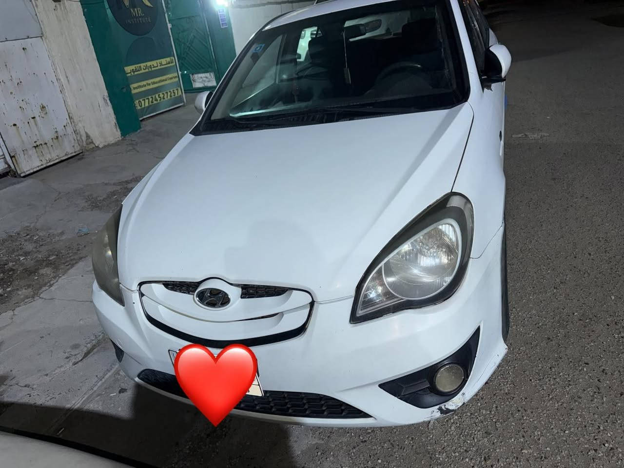 سيارة اكسنت للبيع موديل 2011 وارد خليجي صبغ قليل بنيد وجاملغ أيسر ما بيها حادث  السعر 95 قفل للتواصل ***********
