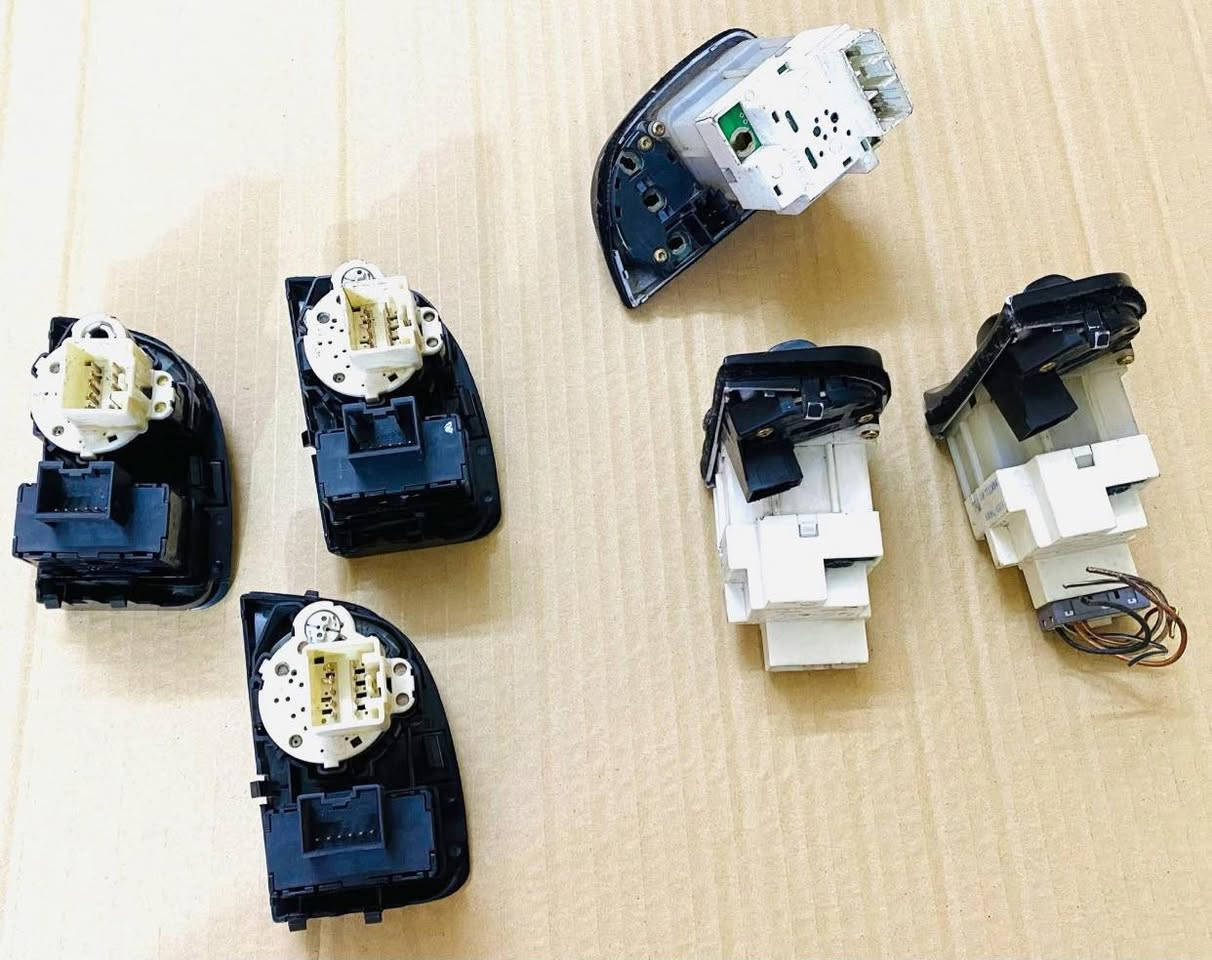 السلام عليكم
توفر جميع ادوات  فورد كراون فكتوريا + كراند ماركيز
+ لينكولون تاون كار 

ملاحظة :جميع الادوات شرط الضمان والفحص 
لاستفسار (***********)
