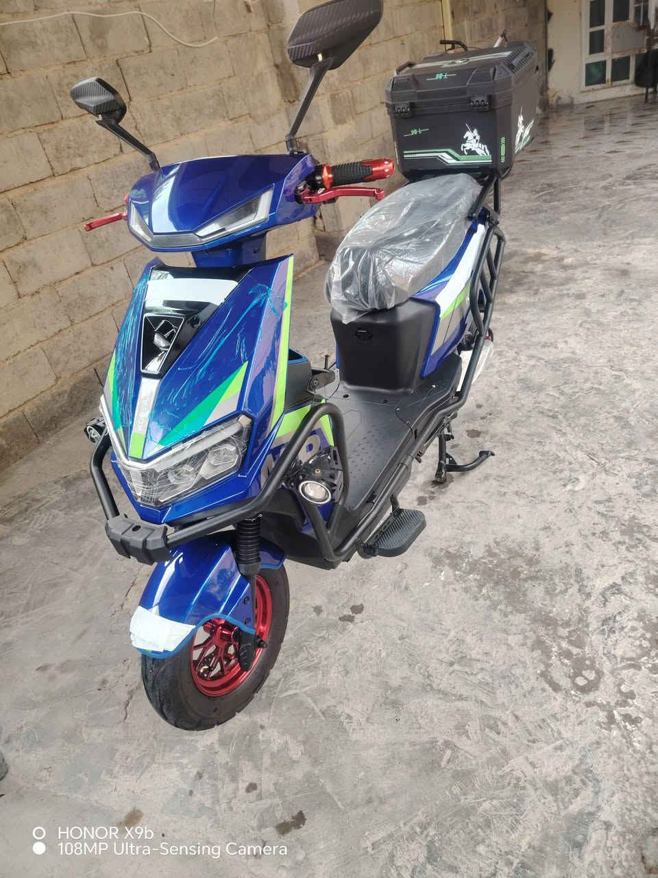 دراجة شحن سكنس للبيع
مواصفات/...💫

1. MP3 بلوتوث💯

2. مانع سرقه 💢

3. دبل اشاره 💥

4. تحكم عن بعد 💥

5. تشغيل ذاتي 💯

6. + لايت كدام و وره 💯

7. تايرات جدد💢

8. 💫 بطاريات ع فحص فول 

9. 💥 مستخدم قليل 

10  الماطور كامل 💢

11. شركه كوري ام ار 💯💯💯💯💯

12 كلشي شغال بي  🏷

_ _ _ _ _ _ _ _ _ _ _ _ _ _ _ _ _ ...

ملاحظه/ 🖐👉

               💢الماطور مستخدم  💢

السعر  《 725 》بي مجال اذا شراي 💸

للاستفسار أكثر 《خاص》📩

***********
