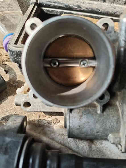 فحص السيارات الحديثة بالجهاز 8000
تنظيف نوزلات 8000
فحص البلكات مجاني 
فحص مجاول 8000
فحص ضغظ الفيت بم والعبوة 3000
ادامة عامة للمحرك 
يوجد صيانة موقعية (وين ما تصير نوصلك)
يوجد عرض خاص:
فحص بالجهاز + تنظيف نوزلات + فحص مجاول+ تنظيف بلكات+ تنظيف جويتر + فحص ضغط الفيت بم بالجهاز بدون فتح 
 خاص للسيارات 4 سلندر 25000
العنوان الدائم صناعيه حمدان 
رقم الهاتف *********** متوفر واتساب واتصال
