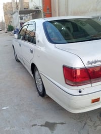 ملكه • ابيض صدفي • ٢٠٠٣