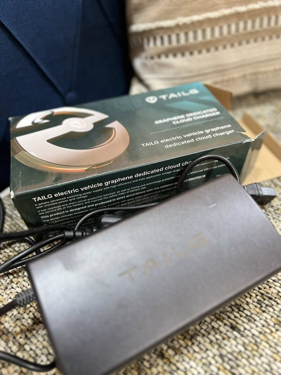 السلام عليكم دراجة شركة تالج نسخة السبورت رياضي ملف 200بطاريات مصطرة38v زيرو ما ماشية وموضح كدامك موعد تاريخ الشراء والسعر ما صال سبوع من ماخذهة محتاج فلوس واني اسف عن المرواس لن محتاج فلوس سعرهة 1150موصفاتهة بصمة ثنين اسويج ابريك غاز بيهة مانع تزحلق ايبي اس صندوك بصمة تشغيل عن بعد مثبت سرعة رقمي ***********
