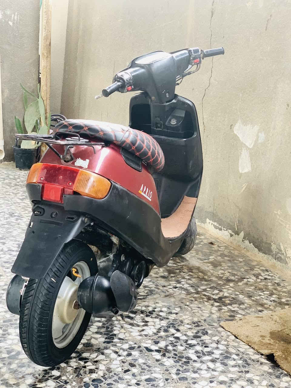 السلام عليكم ورحمة الله وبركاته دراجة بطة نثية للبيع ب150 وبيه مجال قليل  رقمي *********** مامتواجد بالفيس
