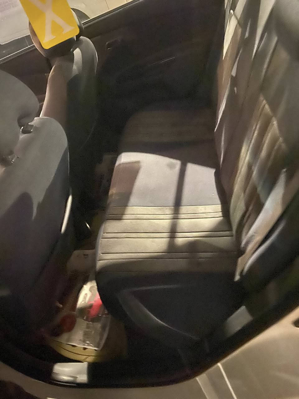 سلام عليكم كير ريوموديل 12 كفاله عامه من صبغ وضربه وتبديل حته بارد مابيه حته دعميات بدون صبغ مكينه 1600 سياره جاهزه مابيه كل نقص رقم ربيل سنويه مجدده الحد 30هزه ورقم جديد تخم تاير جديد حداديه تبريد كل نقص مابيه مكان سياره البصره تصال ***********
