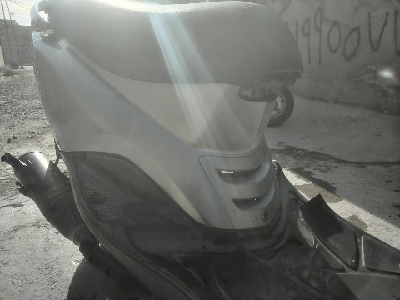 سلام عليكم بريز بغبغاء دراجه نوزل  مفتوحه بس ولفات مكينه خرسه ماتنسمع كهرباىيات كلهه شغاله كفرات بلادي ختم واحد ويه مكينه سعر ٧٥٠ وبيهه مجال مكاني بغداد الشعب وهاذا رقمي ***********
